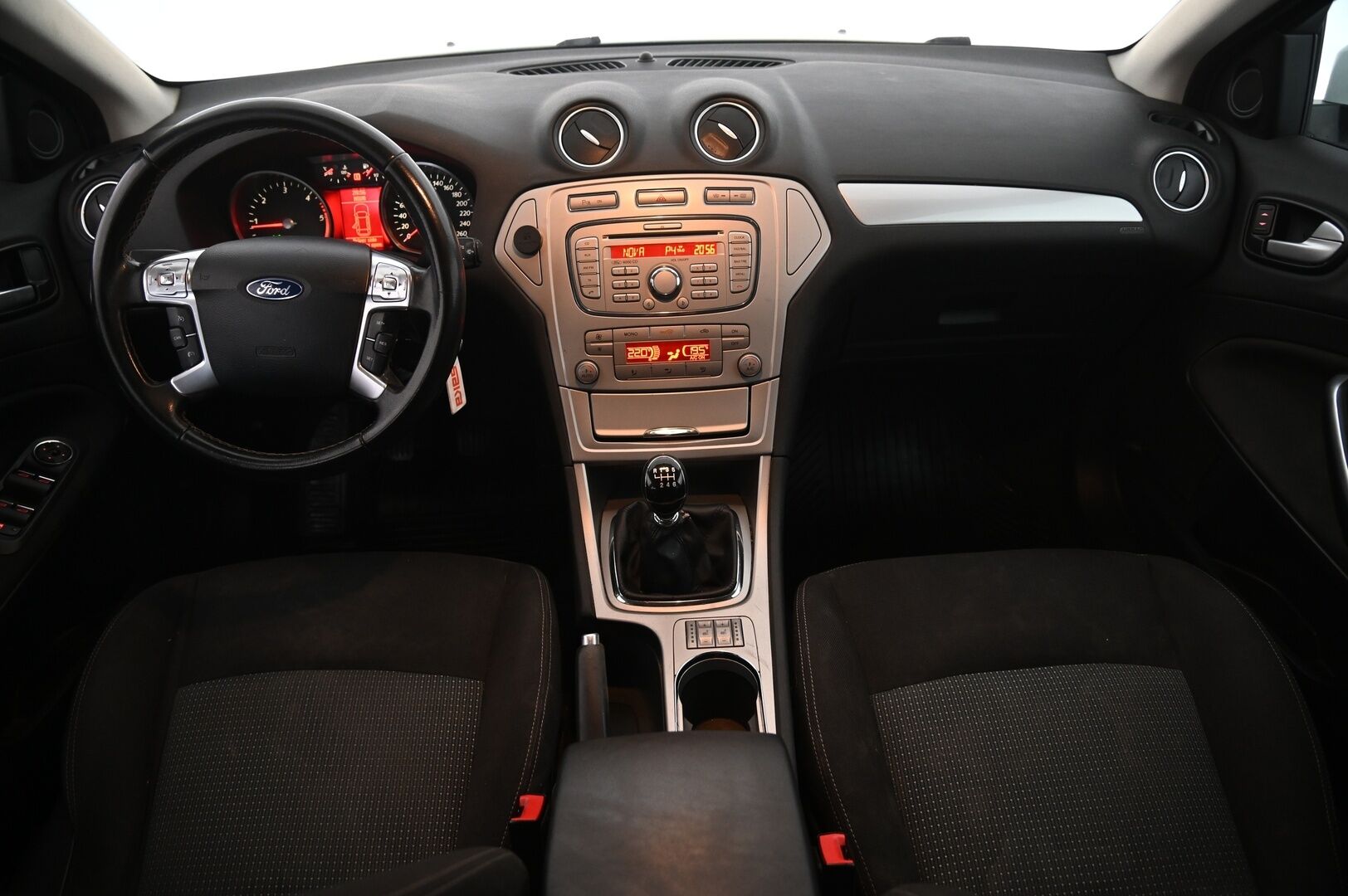 Ford Mondeo 2010 2,0 TDCi 140hv DPF Trend Design M6 Wagon - *YritysOutlet - Myydään vain yrityksille*