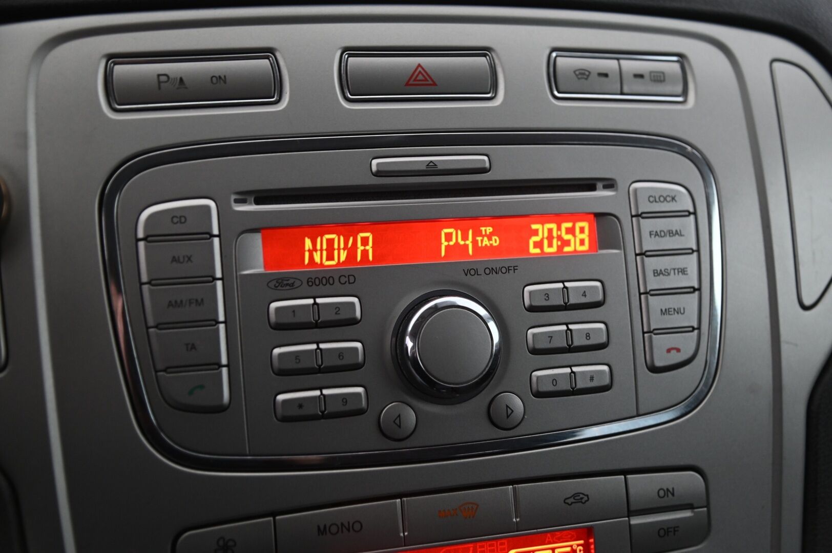 Ford Mondeo 2010 2,0 TDCi 140hv DPF Trend Design M6 Wagon - *YritysOutlet - Myydään vain yrityksille*