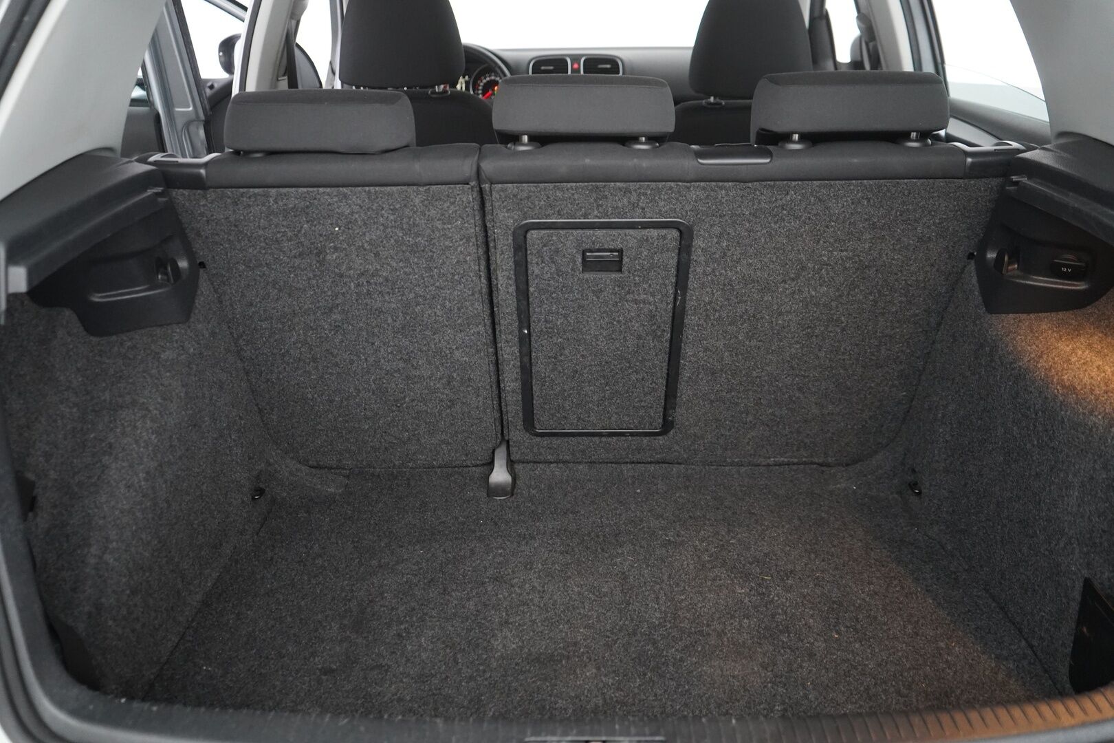 Volkswagen Golf 2010 Comfortline 1,2 TSI 77 kW * Vakkari / Webasto / Ilmastointi / Penkinlämmittimet *