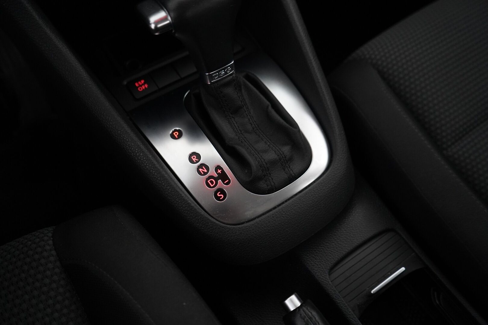 Volkswagen Golf 2010 Comfortline 1,2 TSI 77 kW * Vakkari / Webasto / Ilmastointi / Penkinlämmittimet *