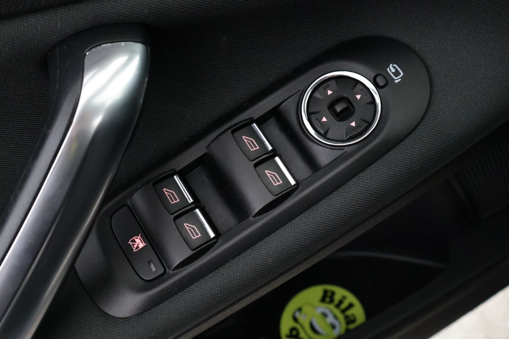 Ford Mondeo 2012 1,6 EcoBoost 160 hv Start/Stop Titanium M6 5-ovinen - Suomi-auto | Vakkari | Lohkolämmitin | Kaistavahti | BLIS | BT | 2x Renkaat alumiinivantein 