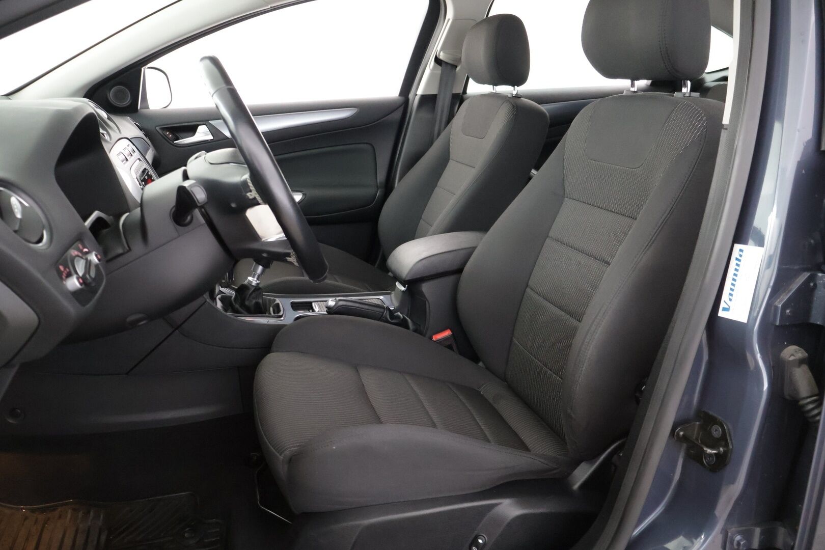 Ford Mondeo 2012 1,6 EcoBoost 160 hv Start/Stop Titanium M6 5-ovinen - Suomi-auto | Vakkari | Lohkolämmitin | Kaistavahti | BLIS | BT | 2x Renkaat alumiinivantein 