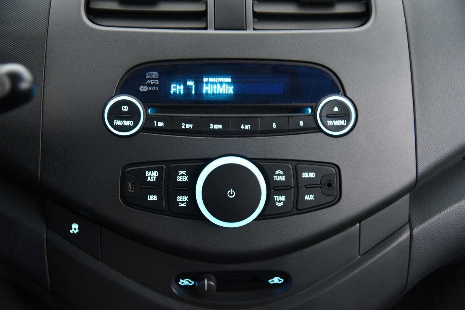 Chevrolet Spark 2010 5-ov LS 1,0 50kW MT5 / - YritysOutlet - Myydään vain yrityksille - – Tämä auto myydään YritysOutlet -valikoimasta vain yritykselle