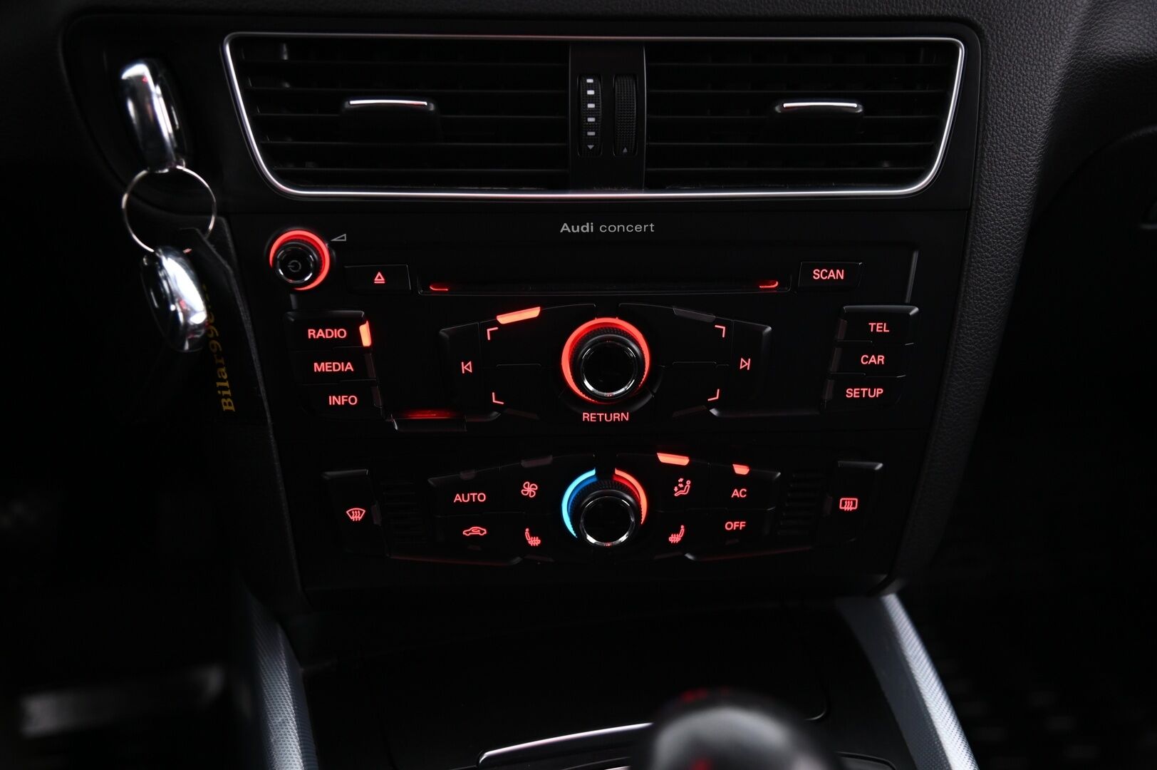 Audi Q5 2010 2,0 TDI quattro*Myydään Huutokaupat.com* - Osta nyt, maksa vasta ensi vuonna