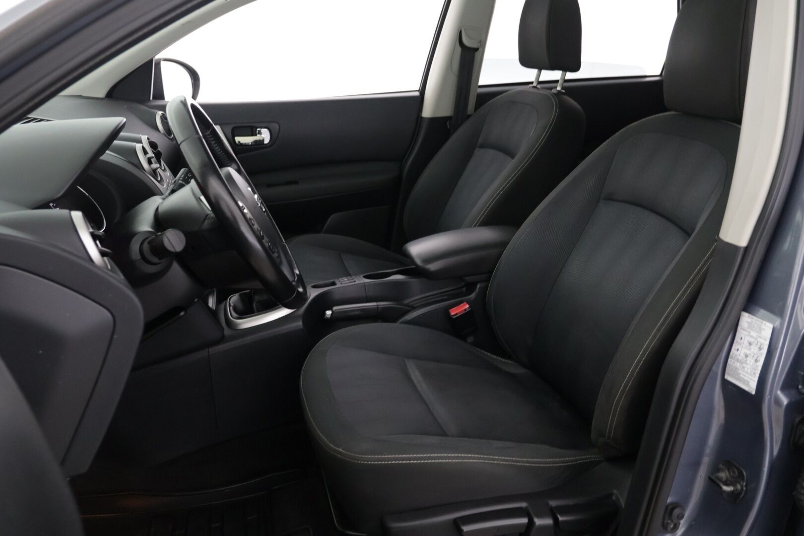 Nissan Qashqai+2 2011 1,6L Acenta 2WD 5MT MY10 - Huutokaupat.com | Leimaa 05/27!