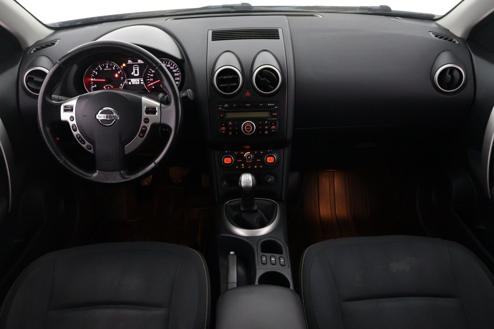 Nissan Qashqai+2 2011 1,6L Acenta 2WD 5MT MY10 - Huutokaupat.com | Leimaa 05/27!