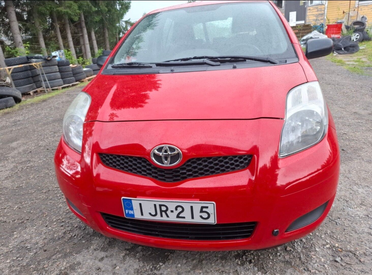 Toyota Yaris 2010 1,33 Dual VVT-i Stop & Start Linea Terra 5ov - | Suomi-auto | Juuri katsastettu | Lohkolämmitin | Huoltokirja | Ilmastointi |