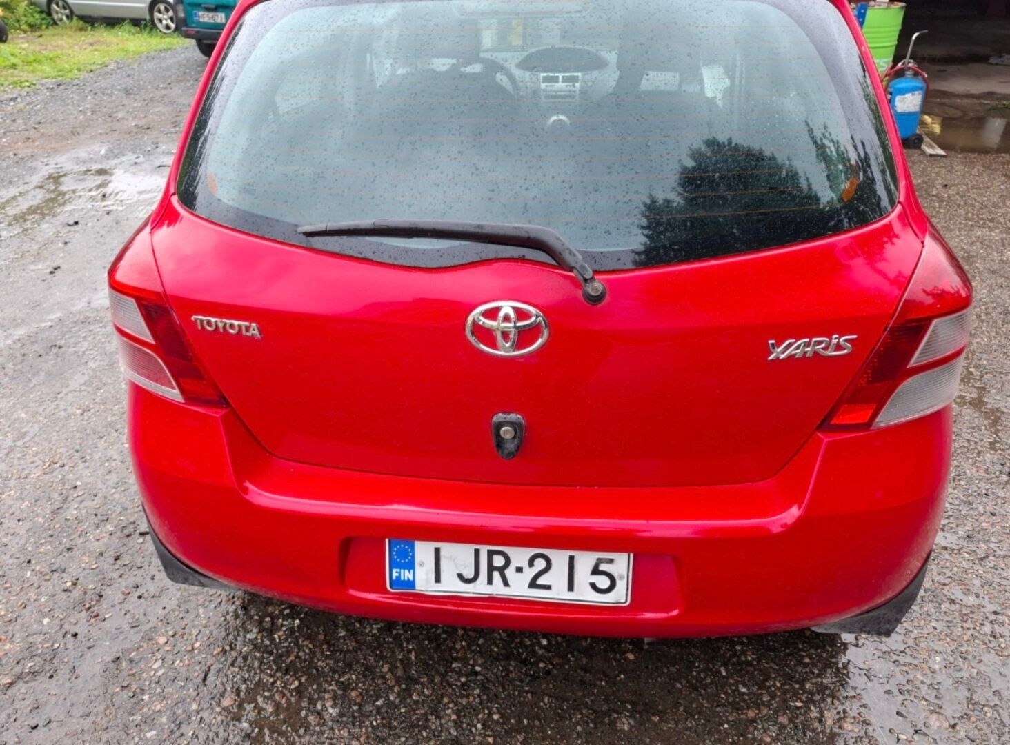Toyota Yaris 2010 1,33 Dual VVT-i Stop & Start Linea Terra 5ov - | Suomi-auto | Juuri katsastettu | Lohkolämmitin | Huoltokirja | Ilmastointi |