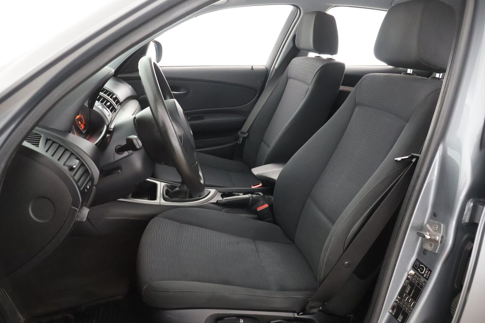 BMW 116 2009 5ov. - YritysOutlet - Myydään vain yrityksille - – Tämä auto myydään YritysOutlet -valikoimasta vain yritykselle