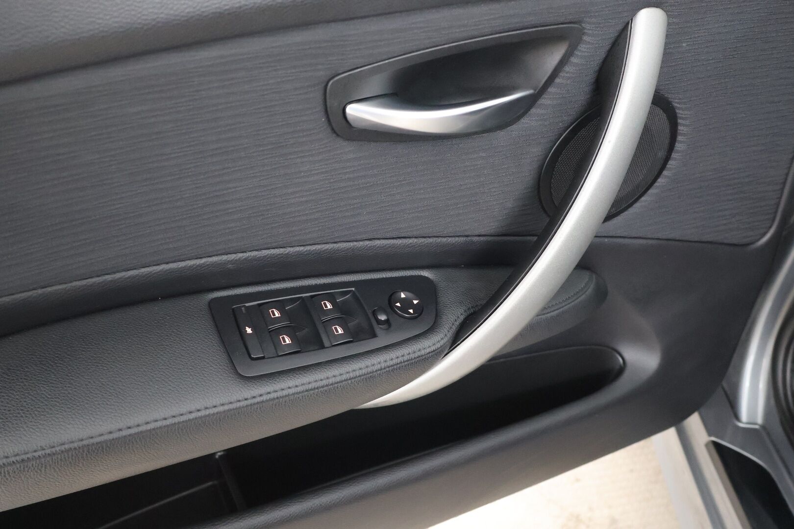 BMW 116 2009 5ov. - YritysOutlet - Myydään vain yrityksille - – Tämä auto myydään YritysOutlet -valikoimasta vain yritykselle