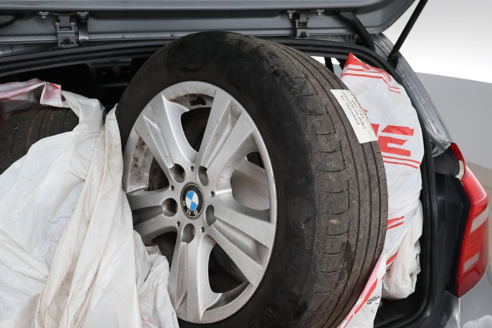 BMW 116 2009 5ov. - YritysOutlet - Myydään vain yrityksille - – Tämä auto myydään YritysOutlet -valikoimasta vain yritykselle