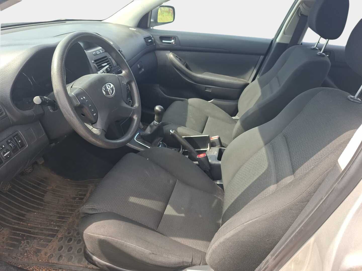 Toyota Avensis 2006 4D AVENSIS LIFTBACK 1.6  - Yritysoutlet - Myydään vain yrityksille - - - Yritysoutlet - Myydään vain yrityksille - | Ilmastointi | Huoltokirja | JUURI HUOLLETTU | Koukku | Lohkolämmitin | 