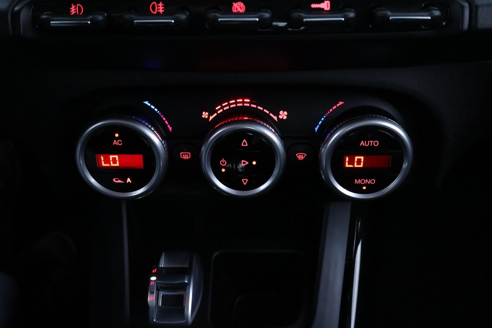 Alfa Romeo Giulietta 2011 1,4 T-jet - Suomiauto / Vakkari / Lohkolämmitin / Peruutustutka / 2x Renkaat Aluvantein / Jakopää juuri tehty!