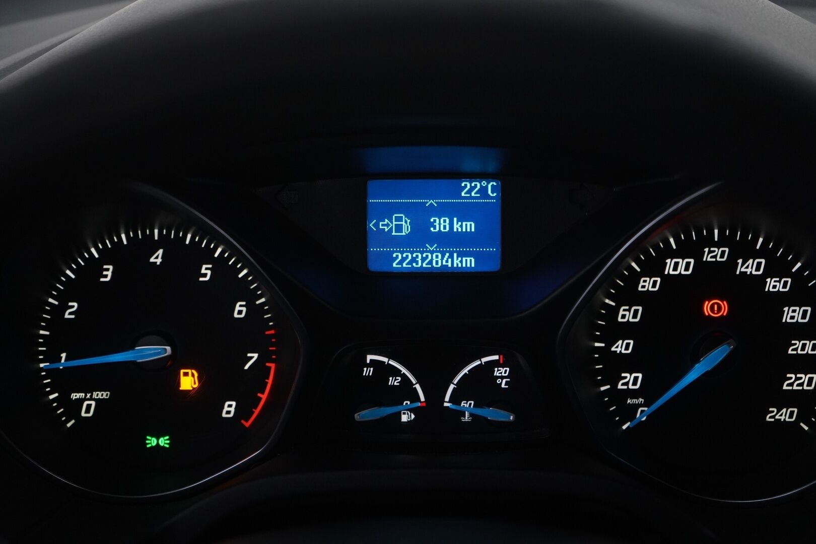 Ford Focus 2012 1.6 Ecoboost 150 hv Trend M6 *Lohko+sisä / Bt-Audio / Vakkari* - Suomi-auto / Kahdet alumiinivanteet! / Särmä huoltohistoria! 