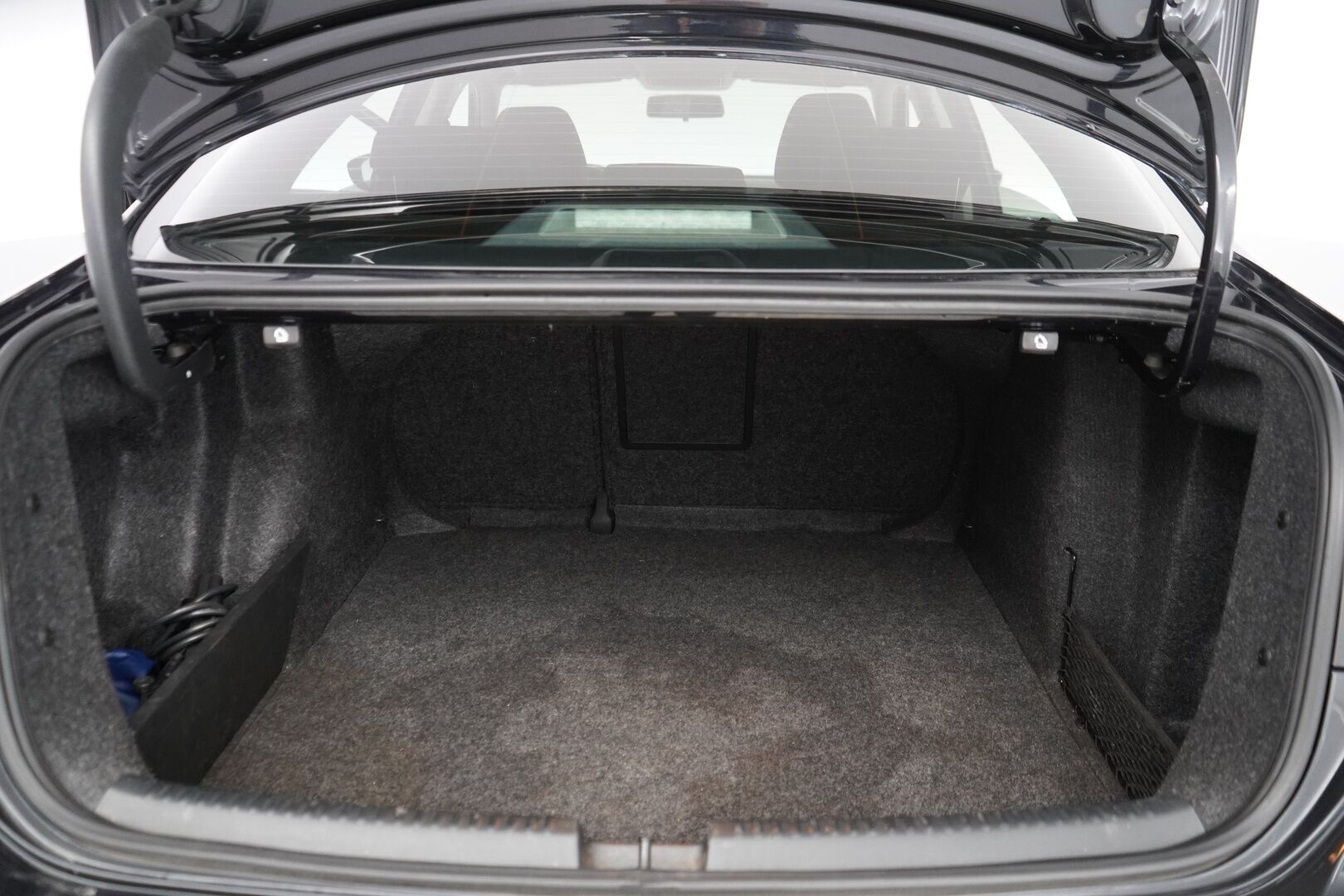 Volkswagen Jetta 2011 Comfortline 1,2 TSI 77 kW (105 hv) BlueMotion Technology - Vakkari / Ilmastointi / Koukku / Suomi-auto