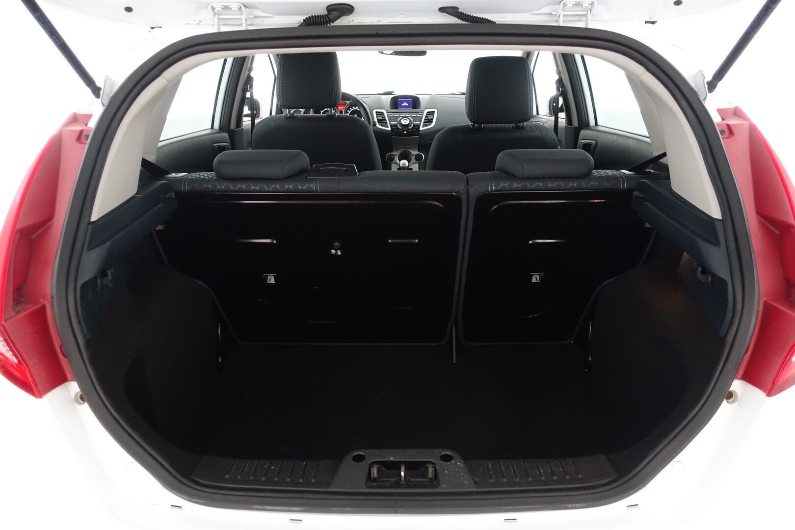 Ford Fiesta 2011 1,6 120 hv WRC 120 Edition M5 5-ovinen - | Suomi-auto | Lohko+sisäp.| Ambient | Bluetooth | 2x Renkaat & Vanteet | 