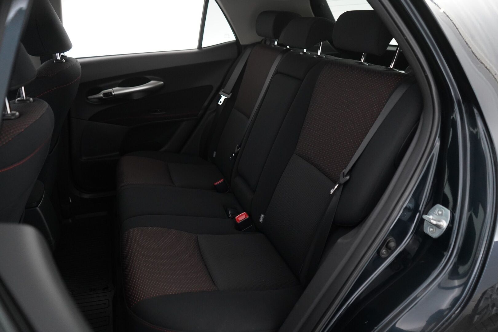 Toyota Auris 2012 1,6 Valvematic Sol Edition - Webasto / Ilmastointi / Vakionopeudensäädin / Siisti / Kahdet renkaat alumiinivantein
