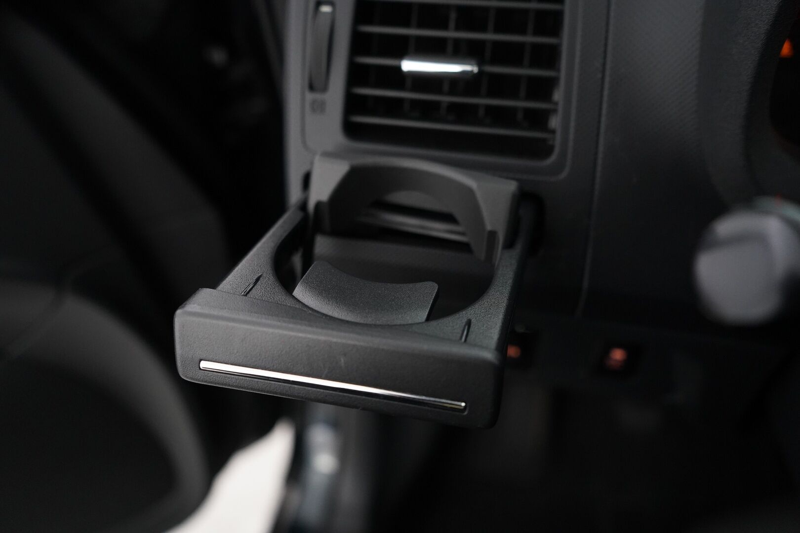 Toyota Auris 2012 1,6 Valvematic Sol Edition - Webasto / Ilmastointi / Vakionopeudensäädin / Siisti / Kahdet renkaat alumiinivantein