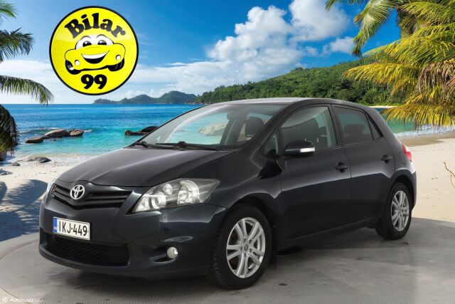 Toyota Auris 2012