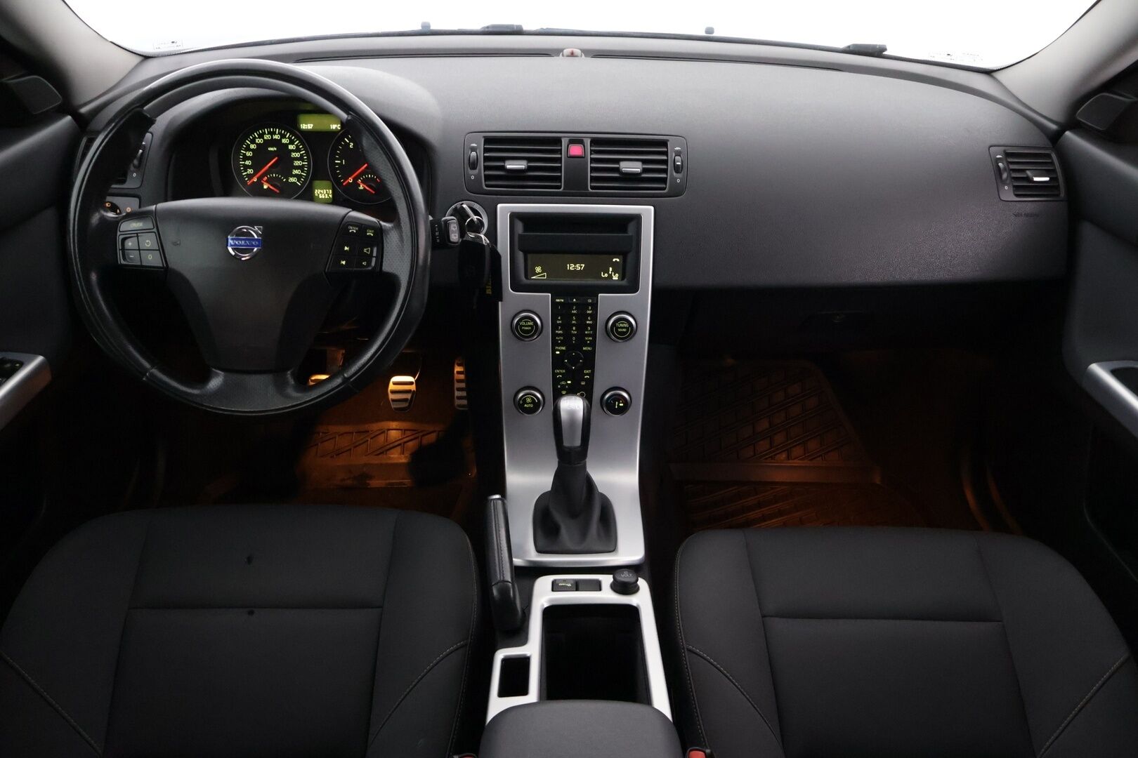 Volvo V50 2012 1,6D DRIVe S/S Classic *Vakkari / Tutka / Webasto / Xenon* - Hyvin huollettu / Suomiauto / Kahdet renkaat vantein*