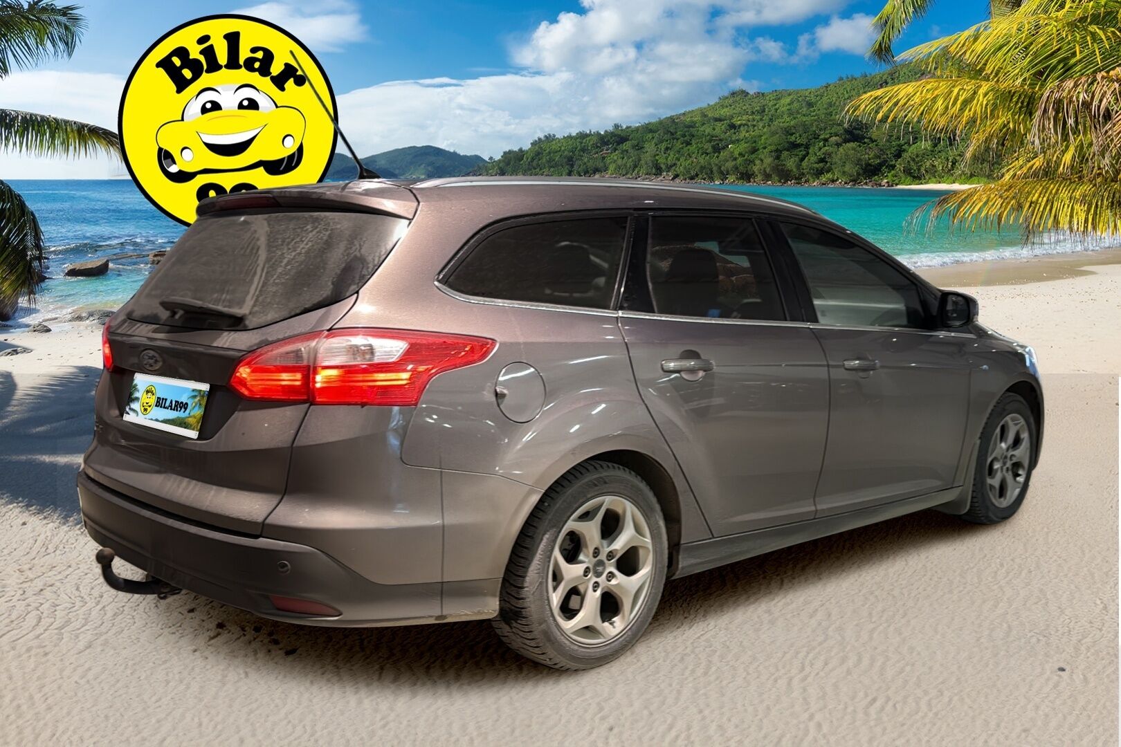 Ford Focus 2012 1,6 125 hv PowerShift Titanium A6 Wagon *Lohko+S.lämmitin / Koukku / Vakionopeudensäädin / Lämmitettävä tuulilasi / Navi* - *Juuri huollettu ja asialliset huollot / Tuore leima!*