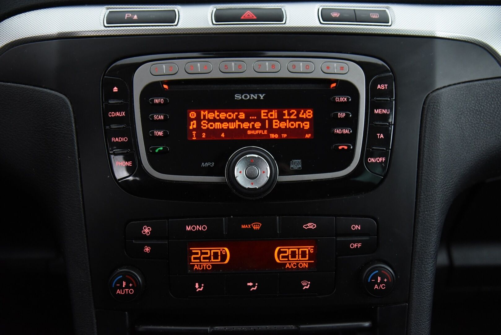 Ford S-Max 2013 2,0 TDCi 140 hv PowerShift Sport A6 5-ovinen / Lohko / Vakkari / 7P / Tutkat / Lisävalo / YritysOutlet - Myydään vain yrityksille - YritysOutlet - Myydään vain yrityksille