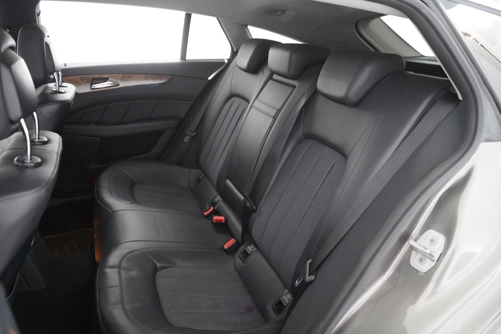 Mercedes-Benz CLS 2013 250 CDI BE Shooting Brake Business - JUURI katsastettu ! | Suomi-auto | Eberspächer | Kamera | Sähköpenkki | Blis | Vetokoukku | Kahdet renkaat upeilla aluvanteilla |  