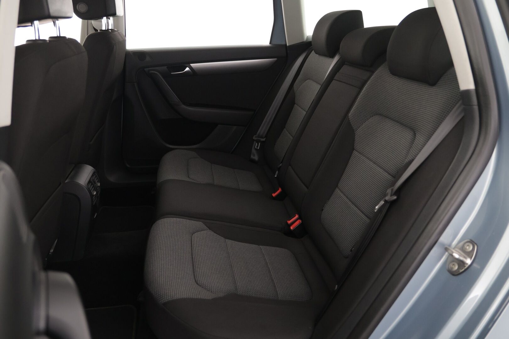 Volkswagen Passat 2013 Variant Comfortline 1,6 TDI 77 kW (105 hv) BlueMotion Technology DSG-automaatti - 2xRenkaat | Hyvin huollettu | Tutkat eteen ja taakse |