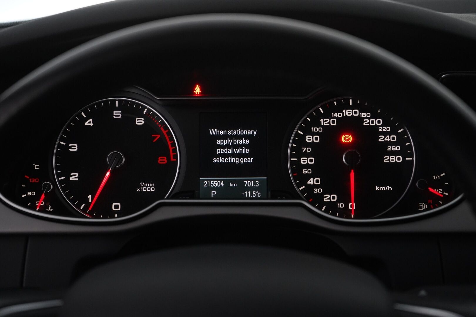 Audi A4 2013 Avant Business 1,8 TFSI 125 kW multitronic - YritysOutlet - Myydään vain yrityksille - Kahdet renkaat / Jakoketju tehty 2025 / Juuri Huollettu