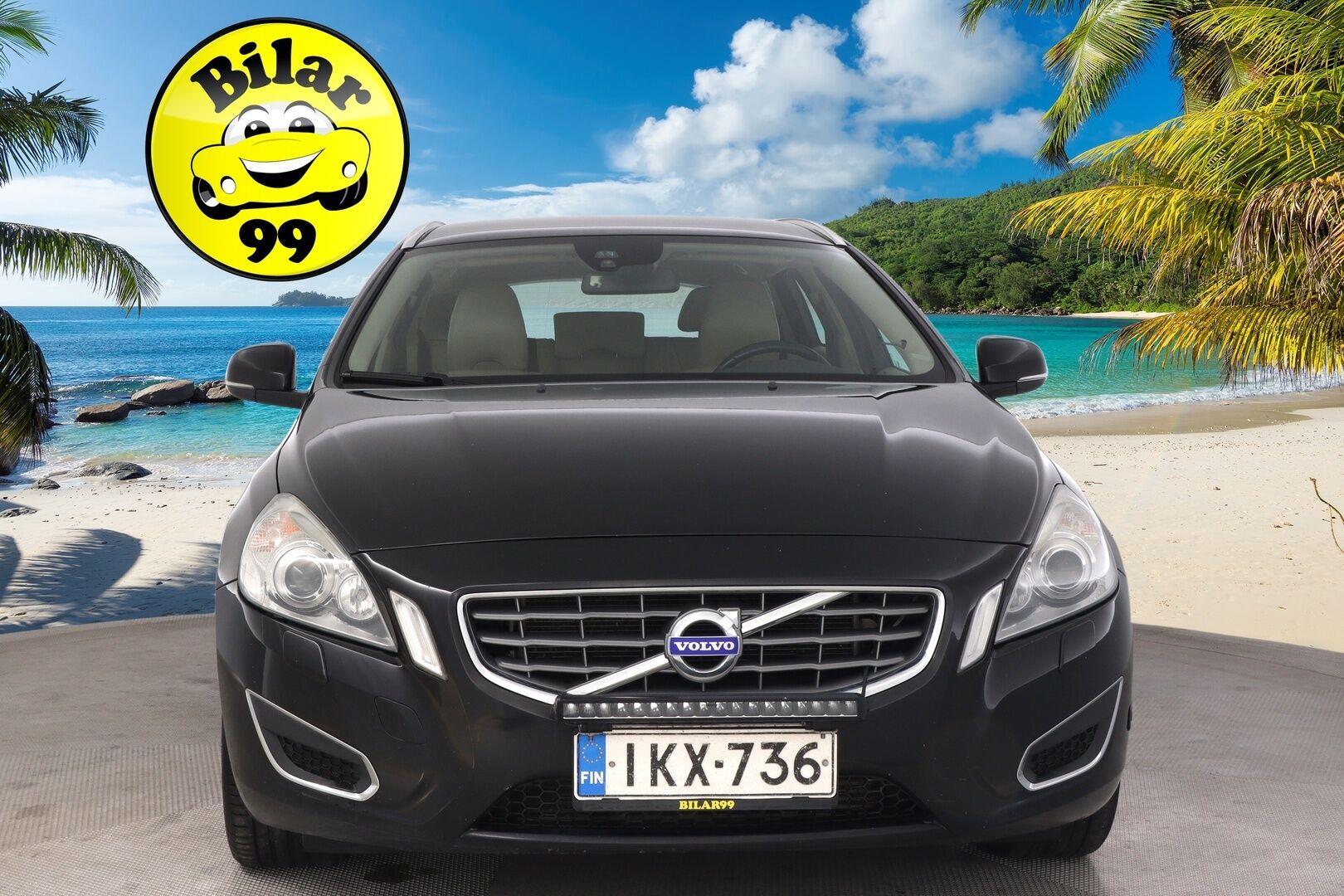 Volvo V60 2013 D5 AWD Summum Business aut *Webasto / Muistipenkki / Nahat / Koukku / Navi / Suomiauto* - 2x renkaat&alut / Huollettu 01/2026 / Takatutka / Led lisävalo
