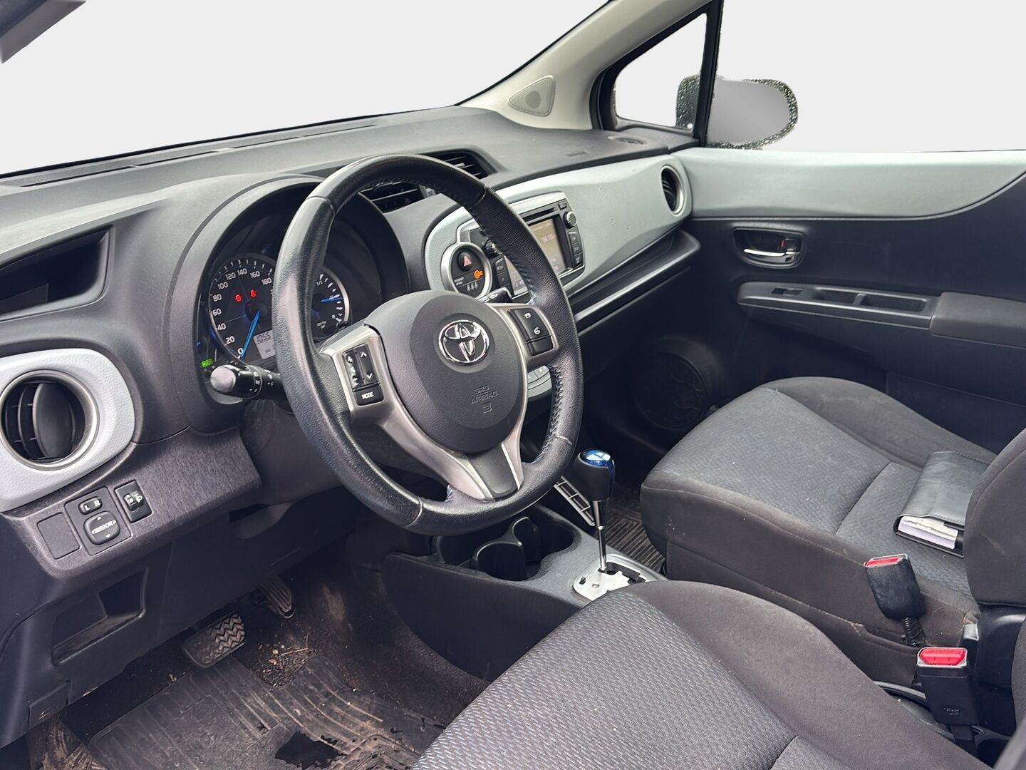 Toyota Yaris 2012 Hybrid Linea Sol 5ov - | Suomi-auto | Peruutuskamera | Lohko+sis.p | Navigointi | Aut. ilmastointi |