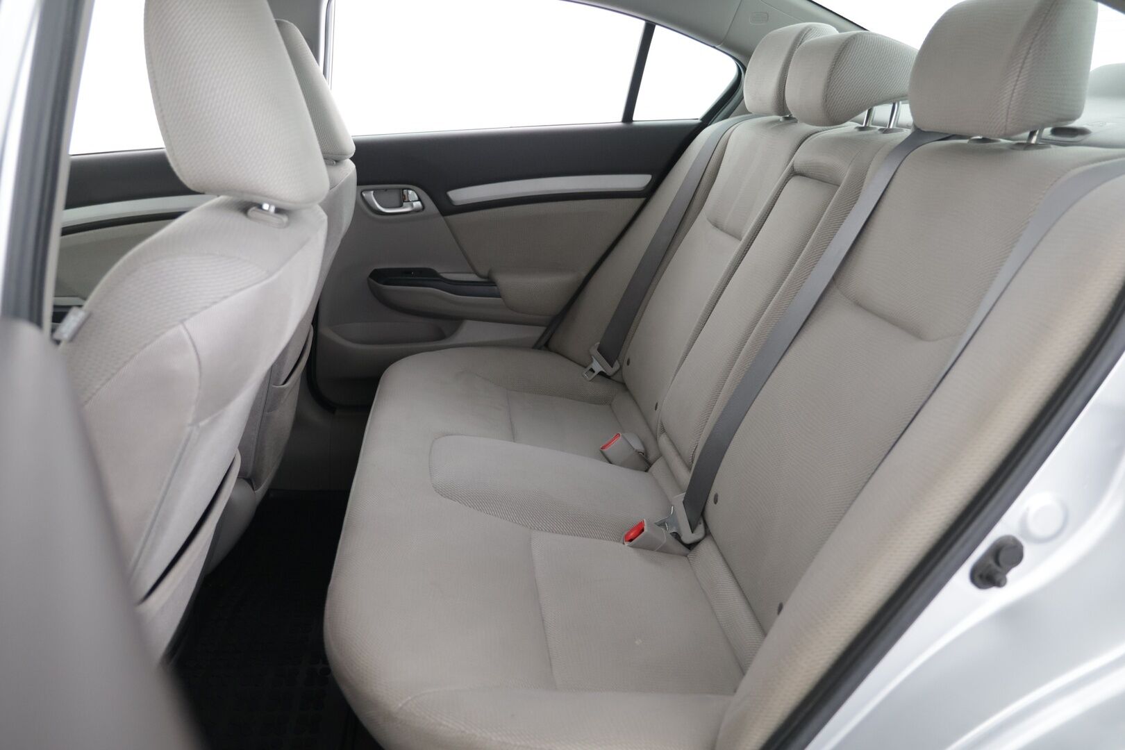 Honda Civic 2013 4D 1,8i Executive AT - Vakionopeudensäädin | Peruutuskamera & Tutka |  Automaattinen ilmastointi | Lohko + sisäpistoke | Hyvin huollettu! |