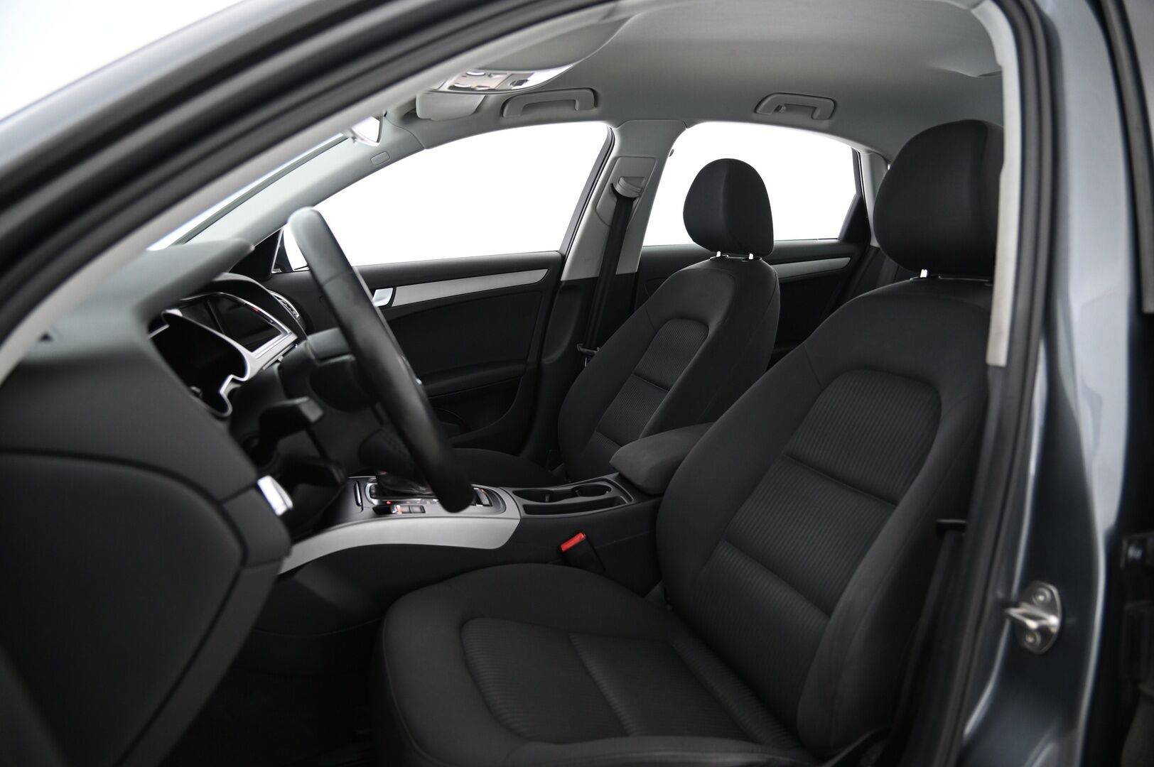 Audi A4 2013 Sedan Business 1,8 TFSI 125 kW multitronic *Lohko+sisä / Vakkari / Xenon Plus -Ajovalot / Tutkat* - *Suomi-auto / Juuri tullut / Siisti*