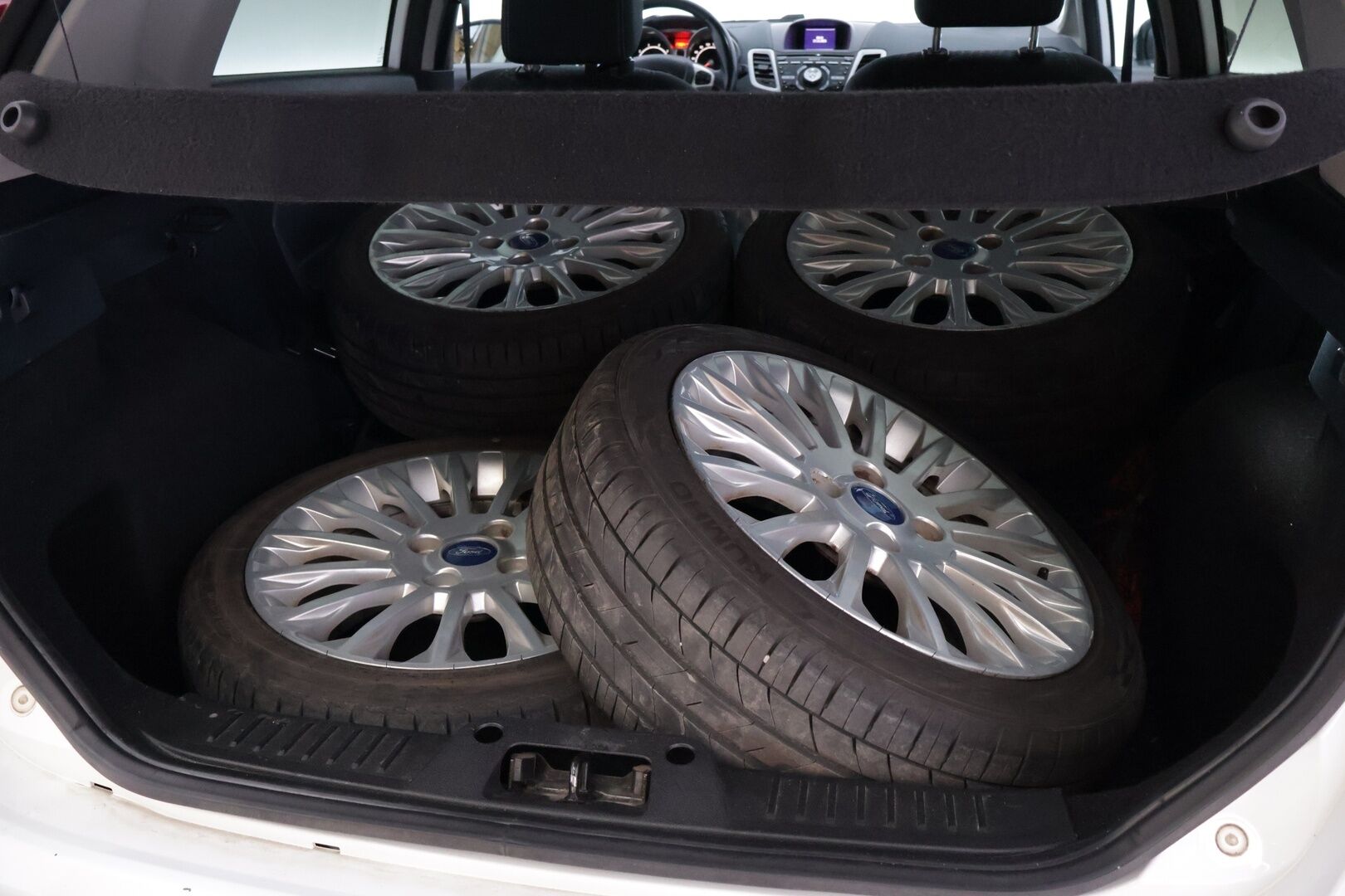 Ford Fiesta 2011 1,6 120 hv WRC 120 Edition M5 5-ovinen - YritysOutlet - Myydään vain yrityksille - – Tämä auto myydään YritysOutlet -valikoimasta vain yritykselle