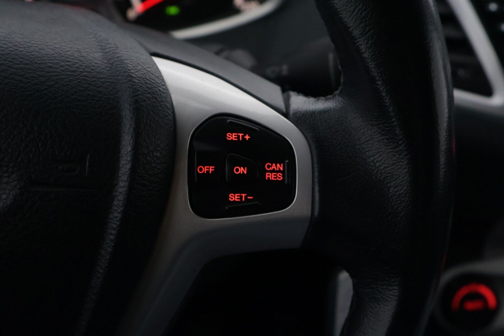 Ford Fiesta 2011 1,6 120 hv WRC 120 Edition M5 5-ovinen - YritysOutlet - Myydään vain yrityksille - – Tämä auto myydään YritysOutlet -valikoimasta vain yritykselle