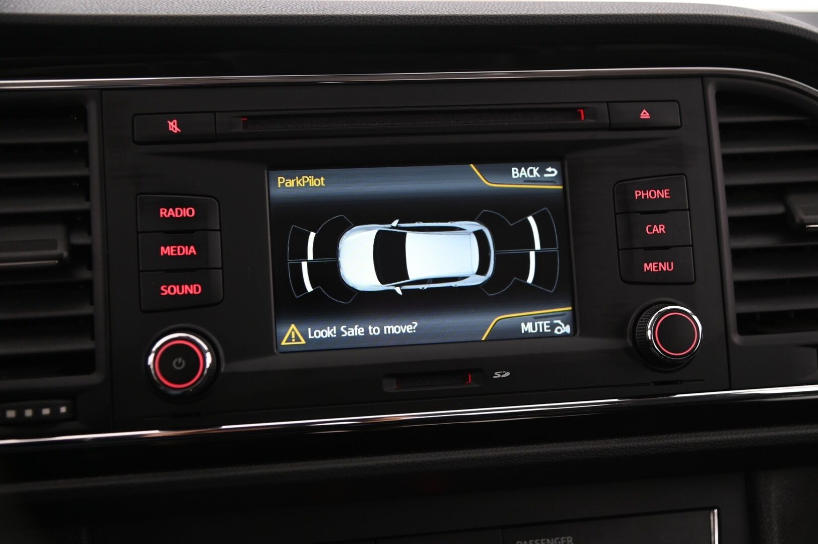 Seat Leon 2013 1,4 TSI 122 Style *Lohko sisälämmittimellä / LED / Parkkitutkat* - *Juuri saapunut / Hyvin huollettu / 2x renkaat aluvanteilla*