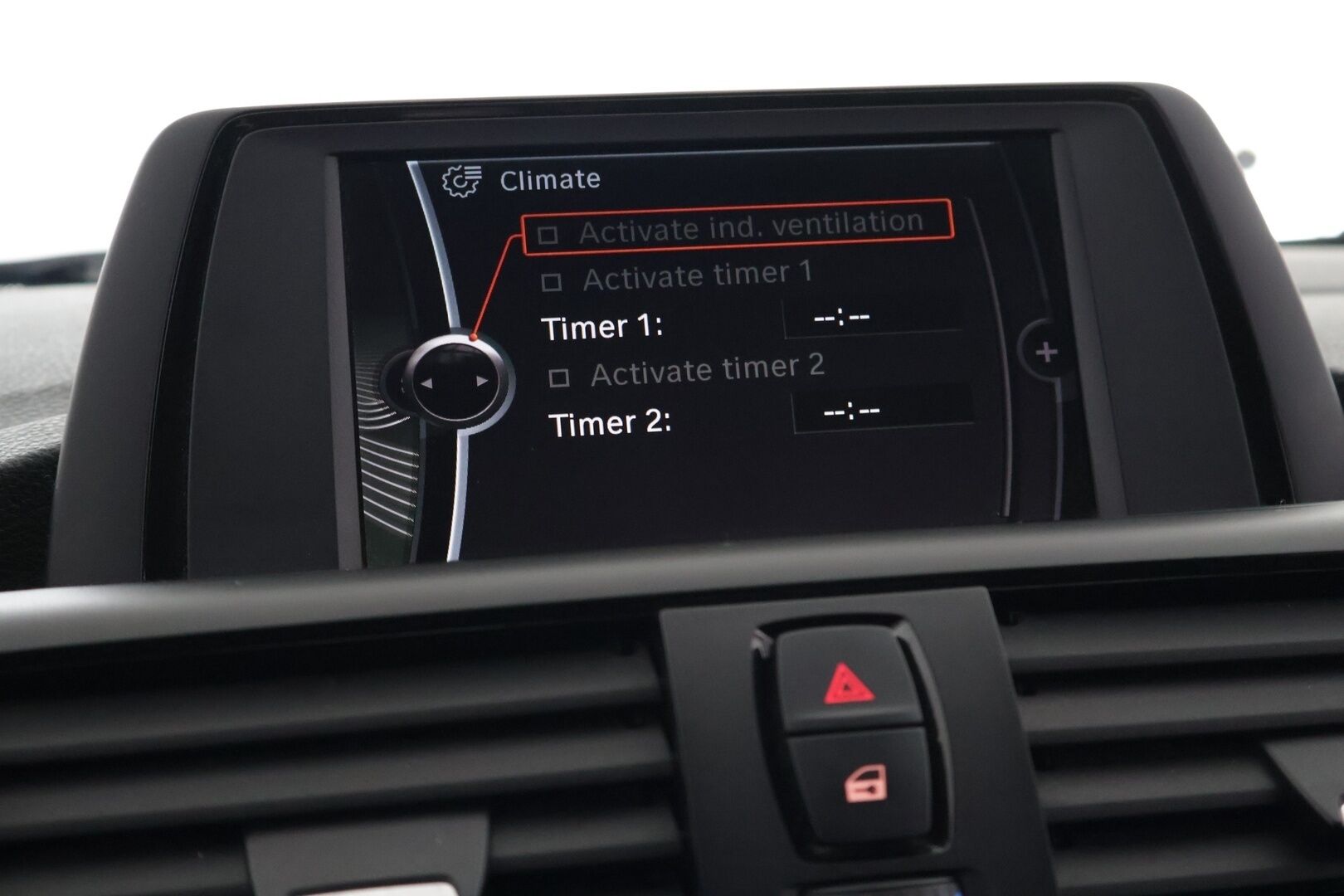 BMW 114 2013 F20 114i TwinPower Turbo Business -  Myydään huutokaupat.com| Suomi-auto | Lohkolämmitin + sisätilanlämmitin | Pysäköintitutka | Keyless | Bluetooth | Kahdet aluvanteet | Sähköinen huoltokirja 