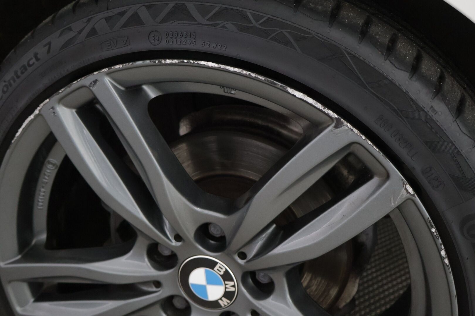 BMW 114 2013 F20 114i TwinPower Turbo Business -  Myydään huutokaupat.com| Suomi-auto | Lohkolämmitin + sisätilanlämmitin | Pysäköintitutka | Keyless | Bluetooth | Kahdet aluvanteet | Sähköinen huoltokirja 
