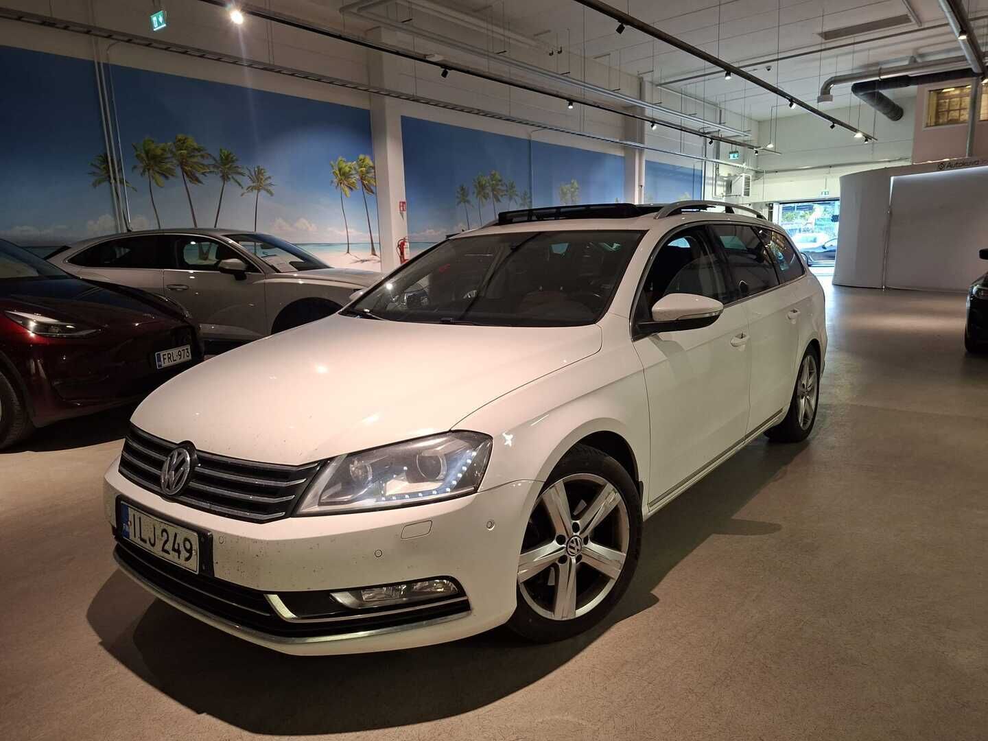 Volkswagen Passat 2013 Variant Highline 1,4 TSI MultiFuel - | Suomi-Passat | Panorama | P.Avustin | Sähkös.istuimet | 2x Hyvät Renkaat | Alut | Taitt.Koukku | Tutkat |