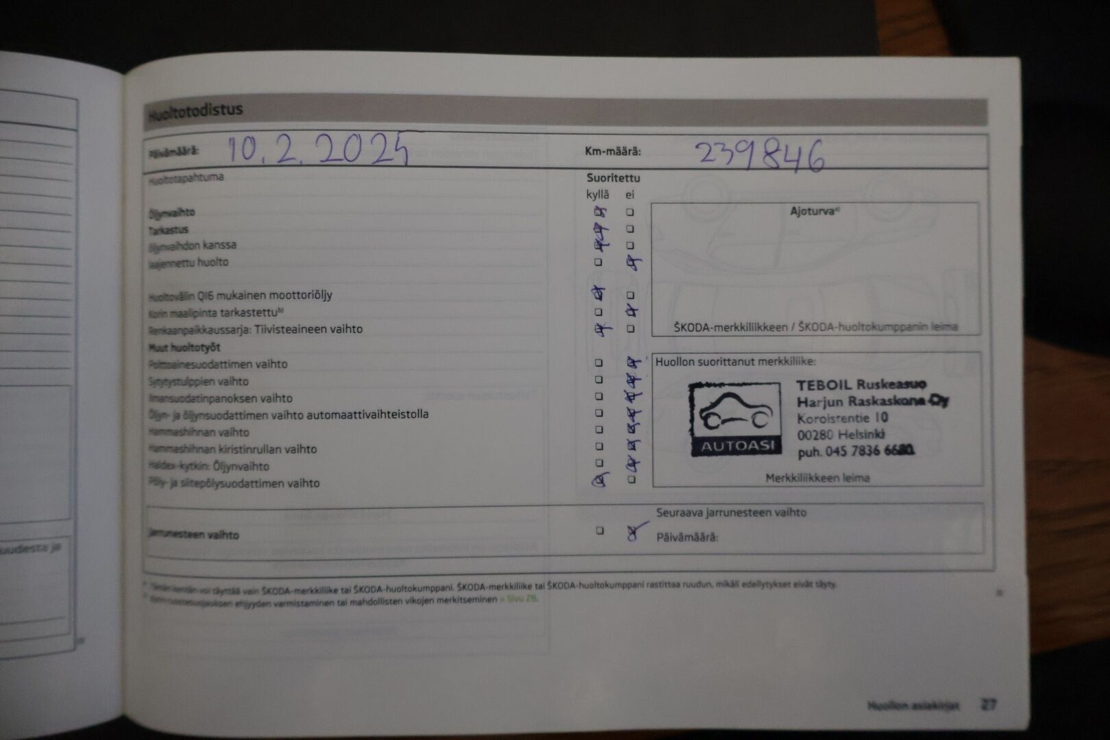 Skoda Octavia 2014 1,6 TDI Elegance * YritysOutlet - Myydään vain yrityksille * / Webasto / Suomi-auto / Nahkapenkit / Vakkari / * - Suomi-auto / webasto kaukosäätimellä / Vakkari / Kahdet hyvät renkaat / Hyvin huollettuna 