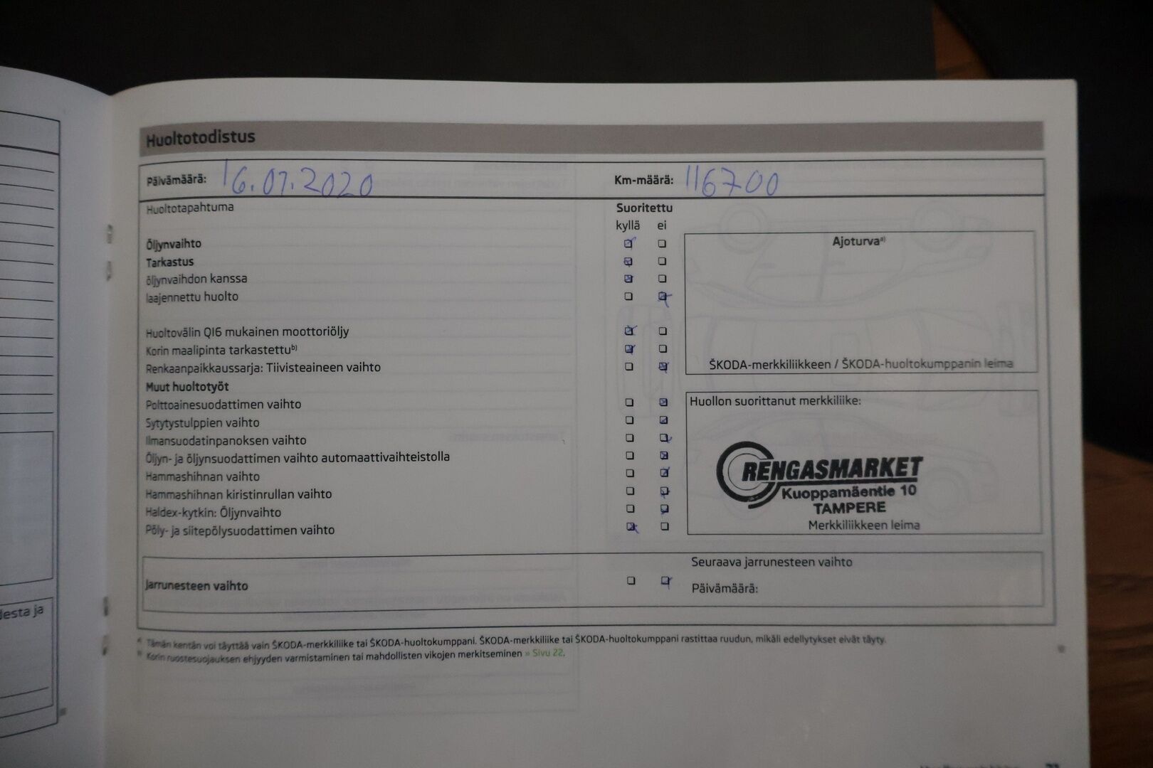 Skoda Octavia 2014 1,6 TDI Elegance * YritysOutlet - Myydään vain yrityksille * / Webasto / Suomi-auto / Nahkapenkit / Vakkari / * - Suomi-auto / webasto kaukosäätimellä / Vakkari / Kahdet hyvät renkaat / Hyvin huollettuna 