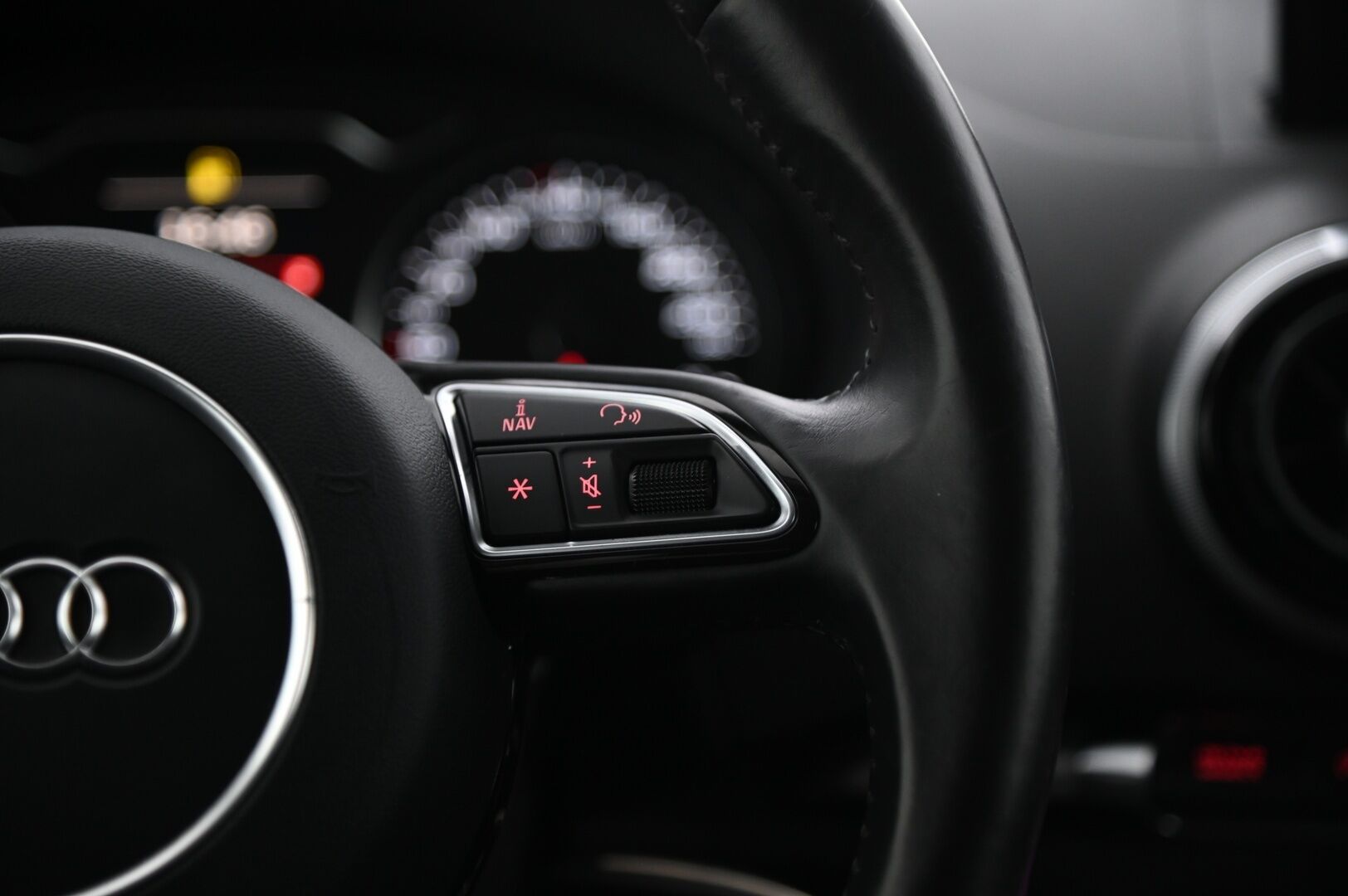 Audi A3 2014 Sportback Business Sport 1,8 TFSI 132 kW quattro S tronic  *Adapt.vakkari/  Sporttipenkit/  Tutkat/  Lohko* - Suomiauto/ Bt / 2x renkaat