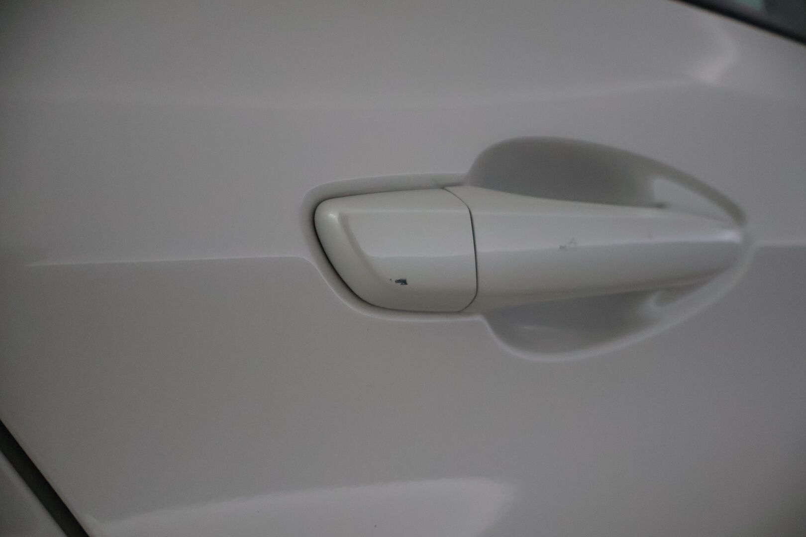 Peugeot 308 2014 Active VTi 82 * Suomi-auto / Lohkolämmitin / Peruutuskamera / Tutkat eteen ja taakse / Bluetooth Audio / 2x renkaat * - *Myydään huutokaupat.com* * Särmät huollot / Hyvät varusteet / Siistikuntoinen yksilö / 2x hyvät renkaat vanteineen *