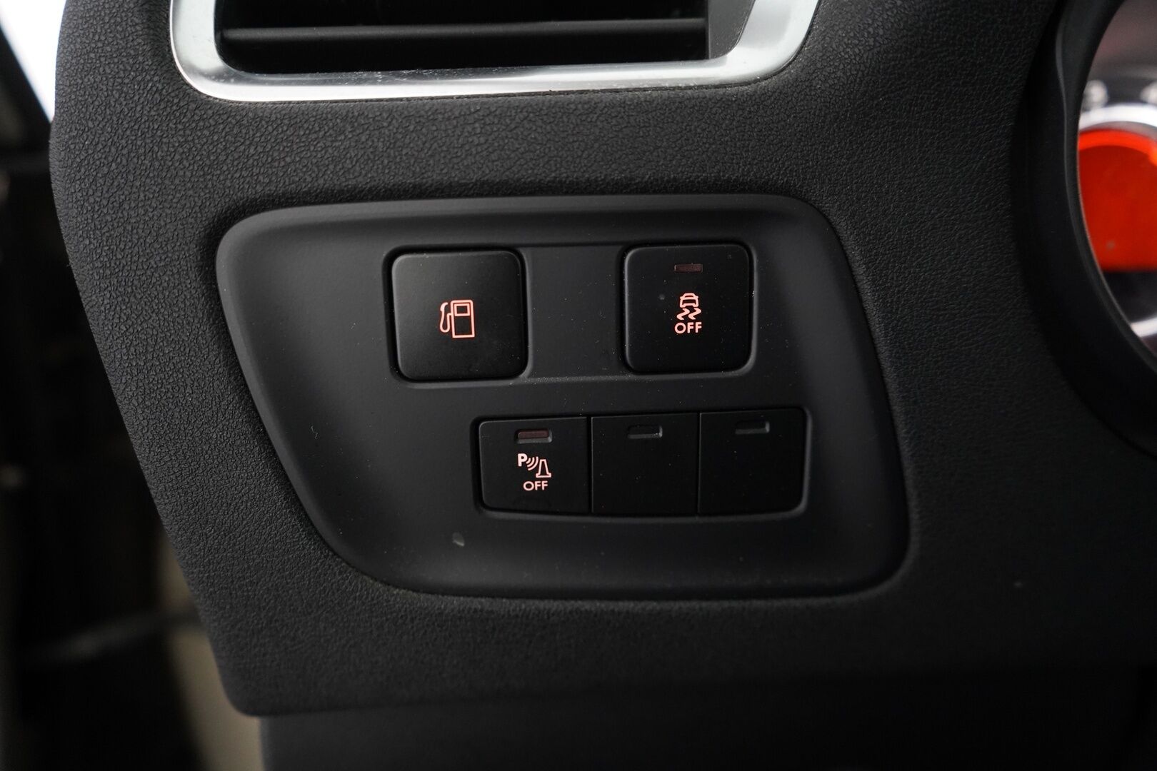 Citroen C4 2013 HDi 92 Edition  *Vakkari / Lohkolämmitin / P. Tutkat / Ilmastointi* - Suomi-auto / Kahdet alumiinivanteet renkailla! / Viimeisin huolto 06/25! / Pitkä leima!