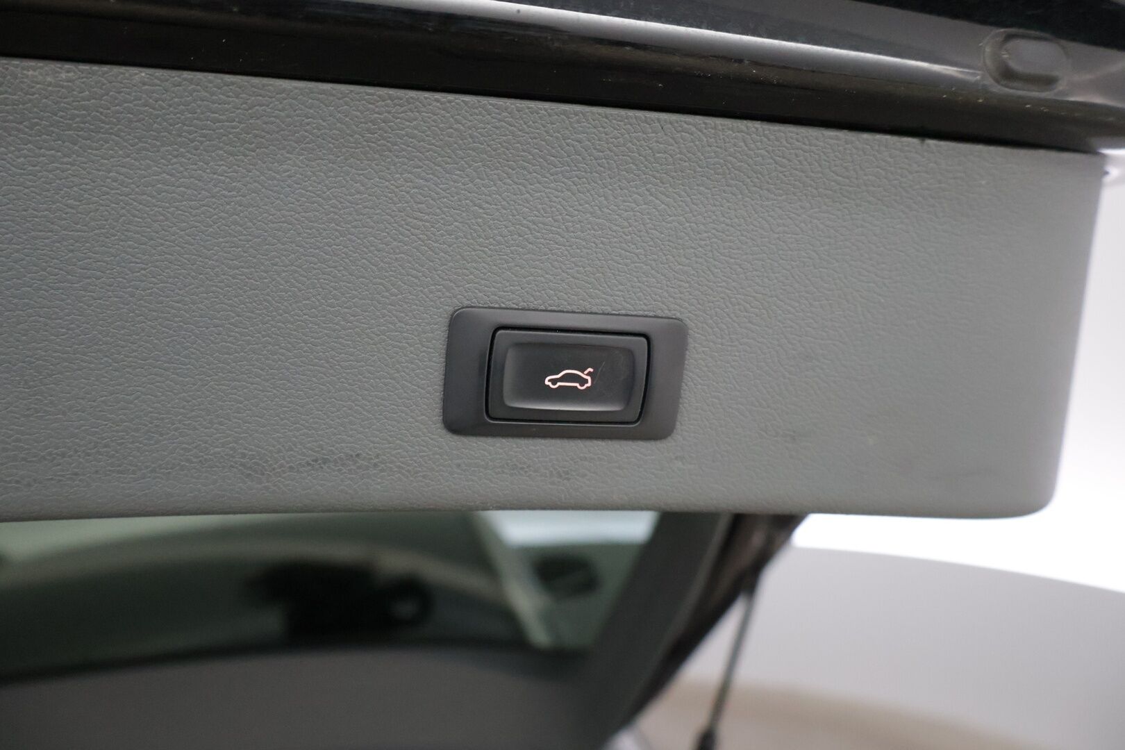 Audi A4 2014 Avant Business 1,8 TFSI 88 kW multitronic *Suomiauto / Lohkolämmitin / Sportpenkit / Tutkat / Vakkari * - *Kahdet renkaat / Asiallisella huoltohistorialla*