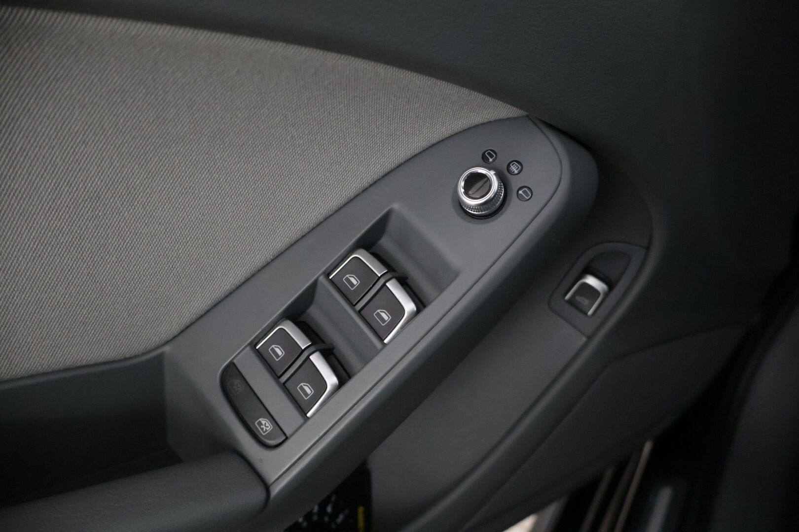 Audi A4 2014 Avant Business 1,8 TFSI 88 kW multitronic *Suomiauto / Lohkolämmitin / Sportpenkit / Tutkat / Vakkari * - *Kahdet renkaat / Asiallisella huoltohistorialla*