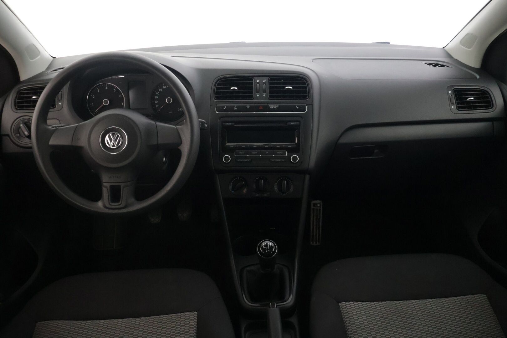 Volkswagen Polo 2014 Trendline Edition 1,2 51 kW (70 hv) 4-ovinen - | Jakoketju vaihdettu 5/26 | Lohkolämmitin | Hyvät renkaat |