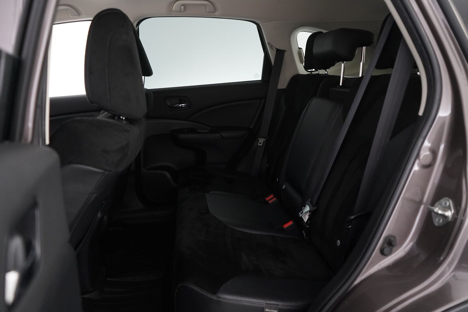Honda CR-V 2014 1,6 Diesel Lifesyle Business * P.Kamera / Nahka-alcantara / Vakkari / Vetokoukku - Suomi-auto / Kahdet renkaat alumiinivantein / Vetokoukku / Fiksu huoltohistoria