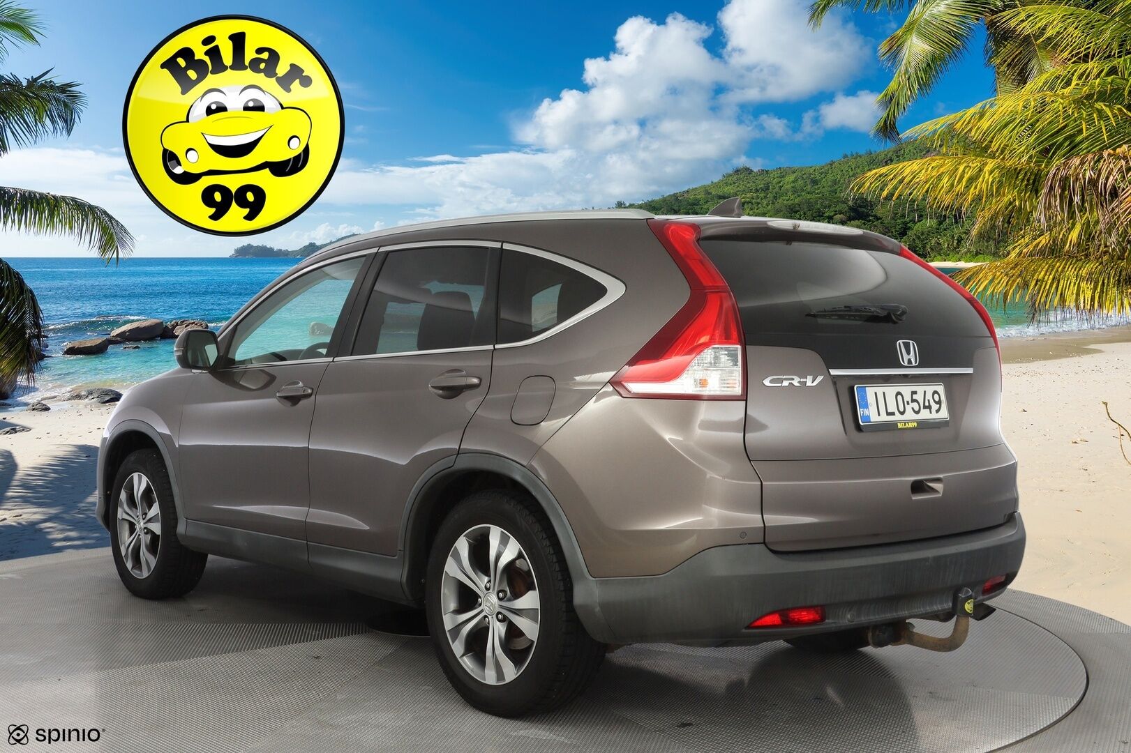 Honda CR-V 2014 1,6 Diesel Lifesyle Business * P.Kamera / Nahka-alcantara / Vakkari / Vetokoukku - Suomi-auto / Kahdet renkaat alumiinivantein / Vetokoukku / Fiksu huoltohistoria