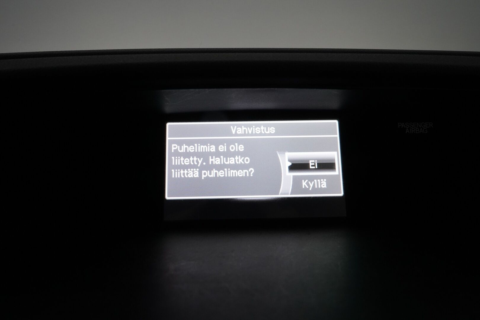 Honda CR-V 2014 1,6 Diesel Lifesyle Business * P.Kamera / Nahka-alcantara / Vakkari / Vetokoukku - Suomi-auto / Kahdet renkaat alumiinivantein / Vetokoukku / Fiksu huoltohistoria